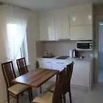 Plukiu 7 With Terrace Appartement Palanga